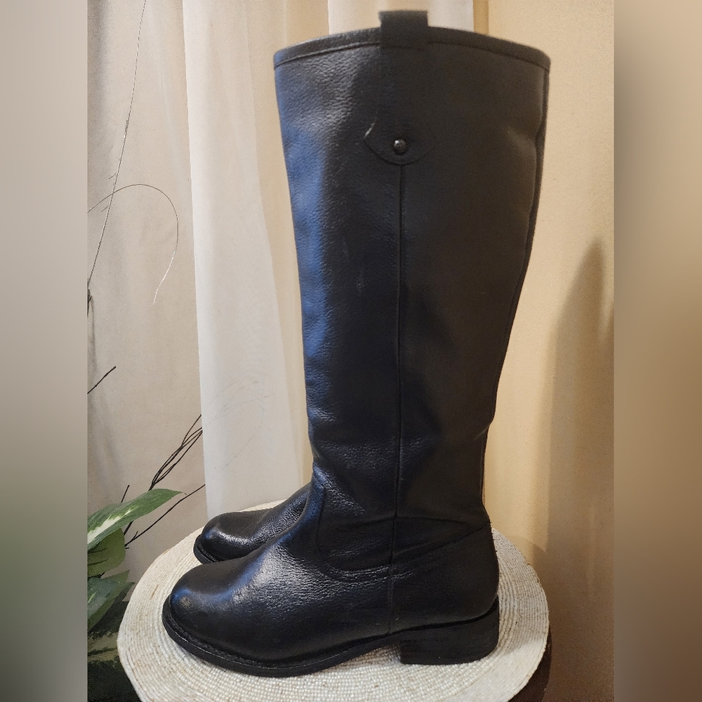 H by Halston Leather Black Pebbled Tall Boots Riding Style Flat Siz 7.5 Like New
